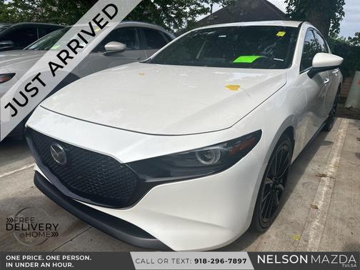2021 Mazda Mazda3 FWD w/Premium Package