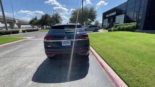 2022 Volkswagen Atlas Cross Sport 3.6L V6 SE w/Technology