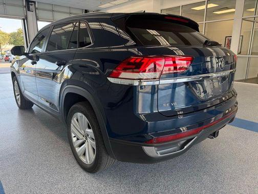 2022 Volkswagen Atlas Cross Sport 3.6L V6 SE w/Technology