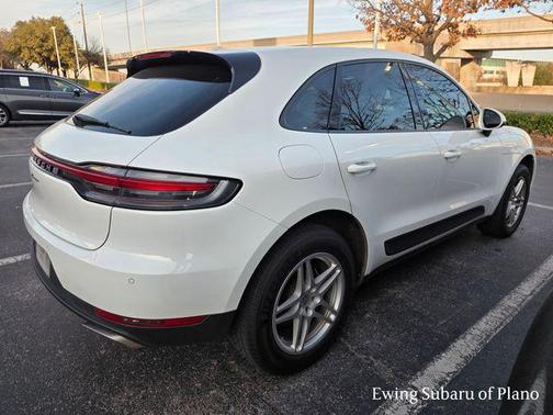 2020 Porsche Macan Base