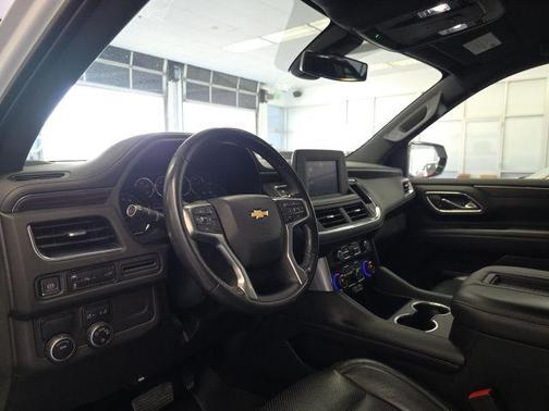 2022 Chevrolet Suburban LS