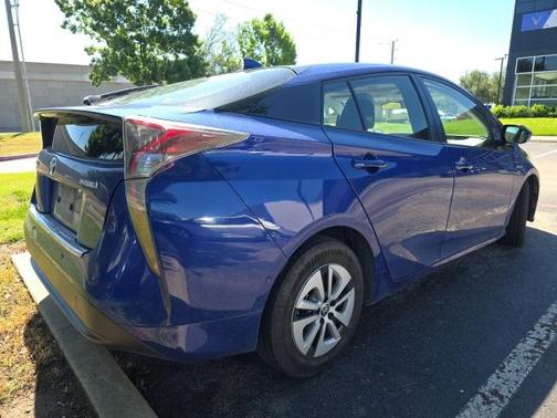 2017 Toyota Prius Three