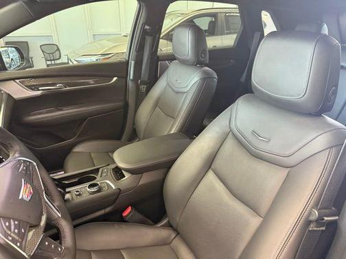 2021 Cadillac XT5 Sport