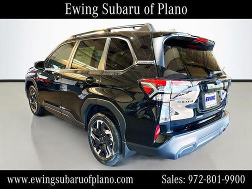 Crystal Black Silica 2026 Subaru Forester Hybrid Premium