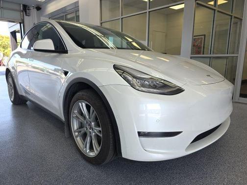 2021 Tesla Model Y Long Range Dual Motor All-Wheel Drive