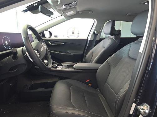 2023 Kia EV6 Wind