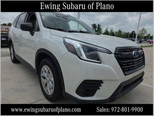 Crystal White Pearl 2022 Subaru Forester Base