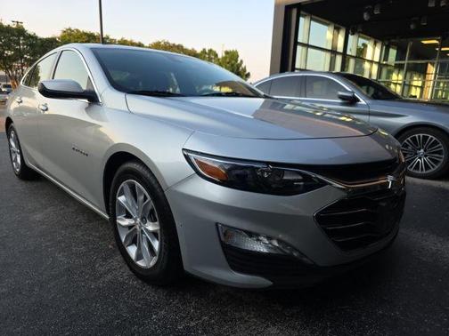 2022 Chevrolet Malibu FWD LT