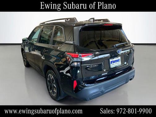 Crystal Black Silica 2026 Subaru Forester Premium