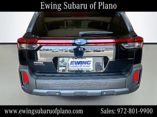 Crystal Black Silica 2026 Subaru Outback Touring XT
