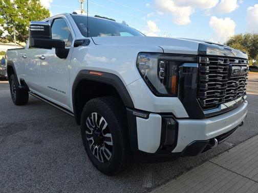 2024 GMC Sierra 3500 Denali
