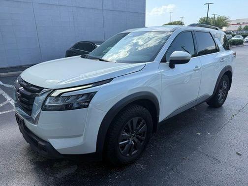 2022 Nissan Pathfinder SV 2WD