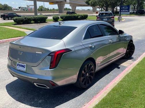 2023 Cadillac CT4 Luxury