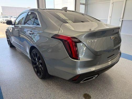 2023 Cadillac CT4 Luxury