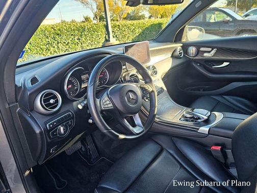 2017 Mercedes-Benz GLC 300 Base