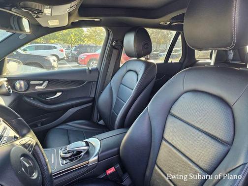 2017 Mercedes-Benz GLC 300 Base