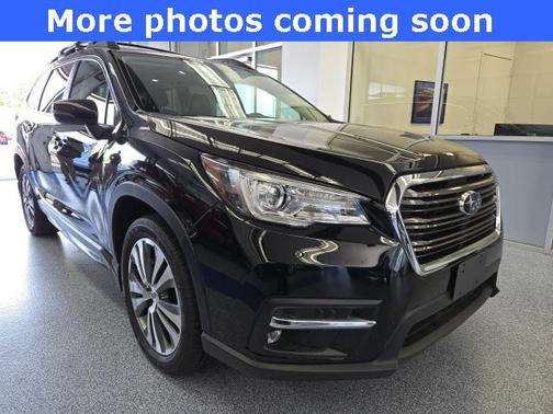 Crystal Black Silica 2022 Subaru Ascent Limited 7-Passenger