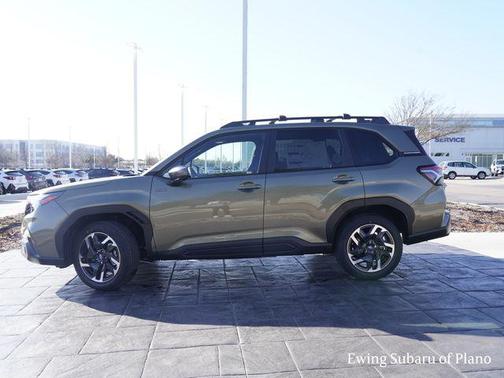 2025 Subaru Forester Hybrid Premium