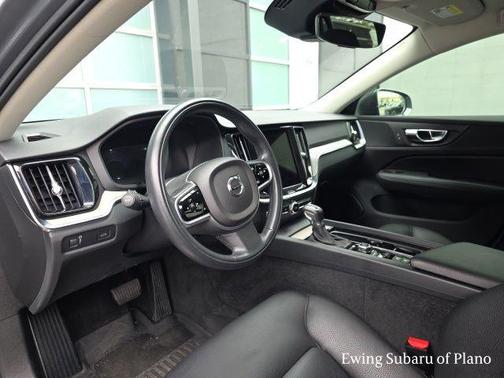 2021 Volvo V60 Cross Country T5