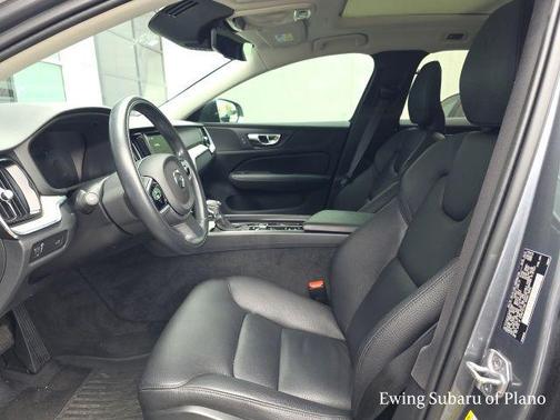 2021 Volvo V60 Cross Country T5