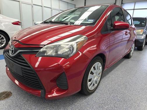 2017 Toyota Yaris L