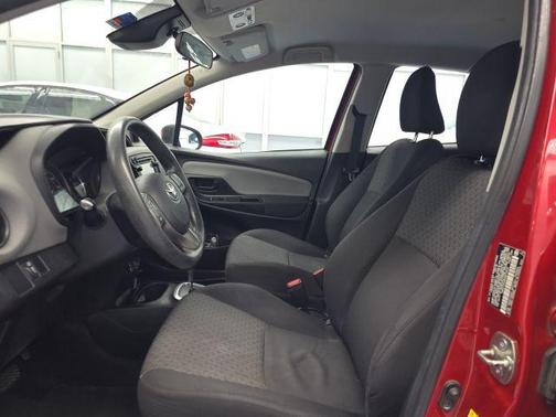 2017 Toyota Yaris L