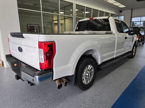 2017 Ford F-350 XLT