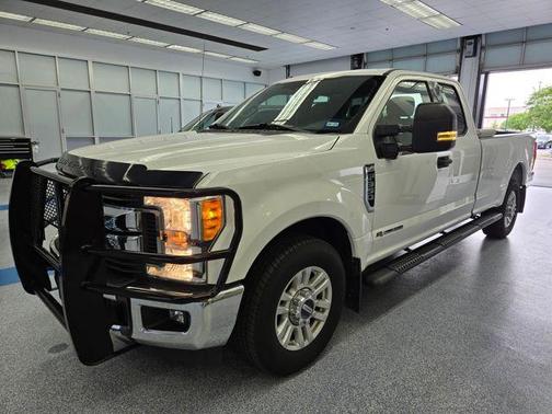 2017 Ford F-350 XLT