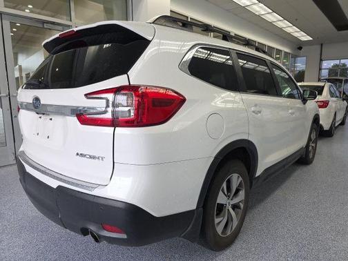 2023 Subaru Ascent Premium 7-Passenger