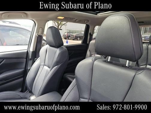 Crystal White Pearl 2023 Subaru Ascent Limited 7-Passenger