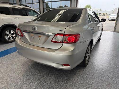2012 Toyota Corolla LE