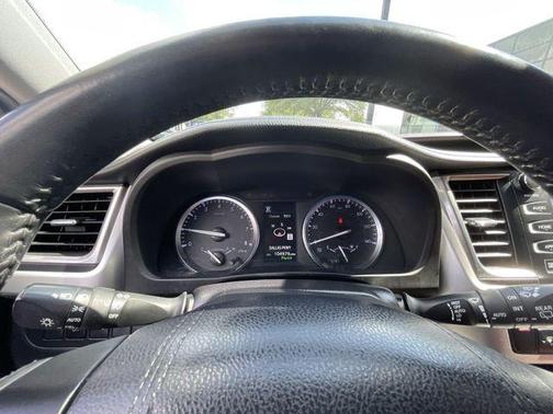 2019 Toyota Highlander Limited Platinum