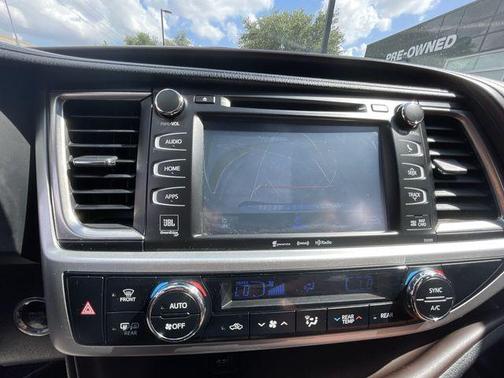 2019 Toyota Highlander Limited Platinum