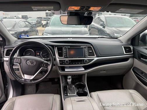 2018 Toyota Highlander Limited Platinum