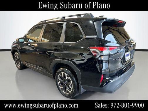 Crystal Black Silica 2026 Subaru Forester Premium