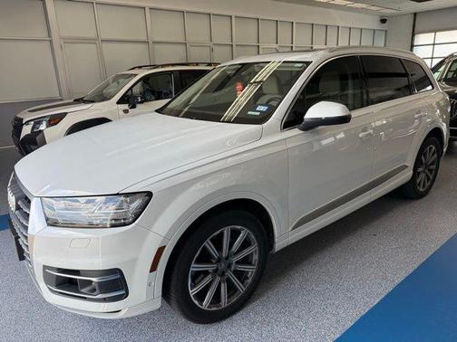 2019 Audi Q7 55 Premium Plus