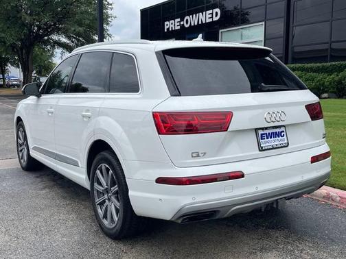 2019 Audi Q7 55 Premium Plus