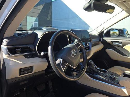 2023 Toyota Highlander Limited