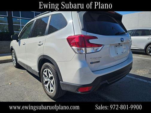 2024 Subaru Forester Premium