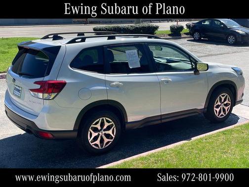 2024 Subaru Forester Premium
