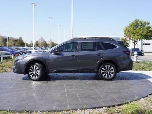 2025 Subaru Outback Limited XT