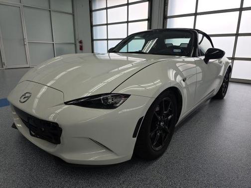 2020 Mazda MX-5 Miata Sport