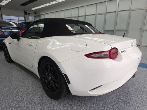 2020 Mazda MX-5 Miata Sport