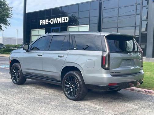 2024 Cadillac Escalade Sport