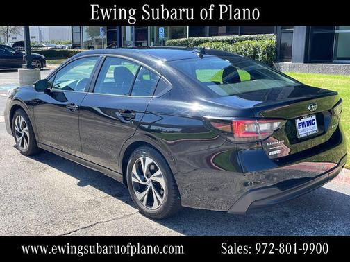 Crystal Black Silica 2025 Subaru Legacy Premium