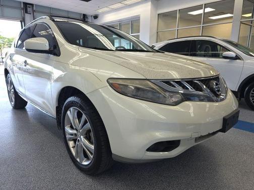 2011 Nissan Murano LE