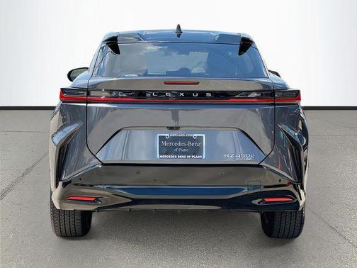 2023 Lexus RZ 450e Premium