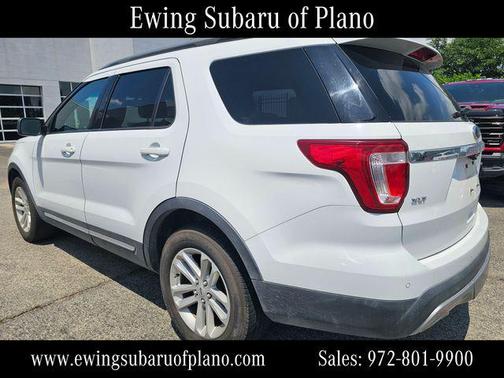 Oxford White 2017 Ford Explorer XLT