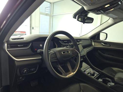 2023 Jeep Grand Cherokee Limited X