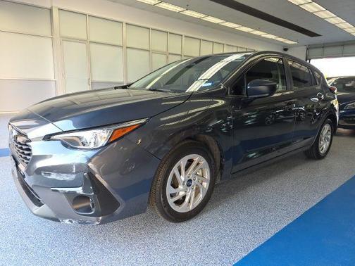 2025 Subaru Impreza Base